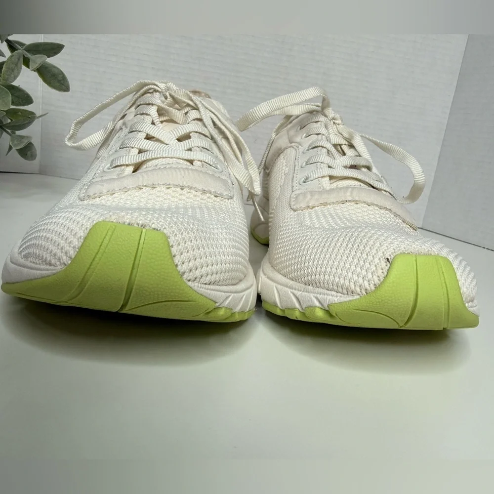 Vionic Endure Women's Lace Up Arch Supportive Sneaker Size 10 Active/Streetwear